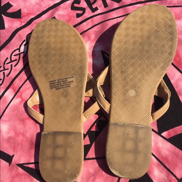 Size Large Indigo Soul Embroidered Sandals - Picture 2 of 2